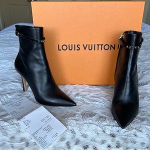 Louis Vuitton Signature Boot
